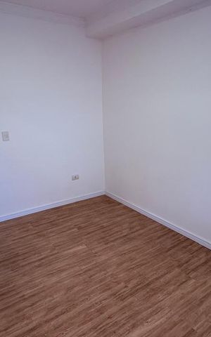 Casa à venda com 317m², 3 quartos e 4 vagas Casa à venda com 317m², 3 quartos e 4 vagasQuarto