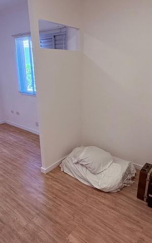 Casa à venda com 317m², 3 quartos e 4 vagas Casa à venda com 317m², 3 quartos e 4 vagasQuarto