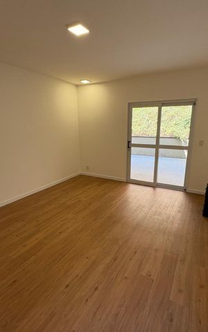 Casa à venda com 317m², 3 quartos e 4 vagas