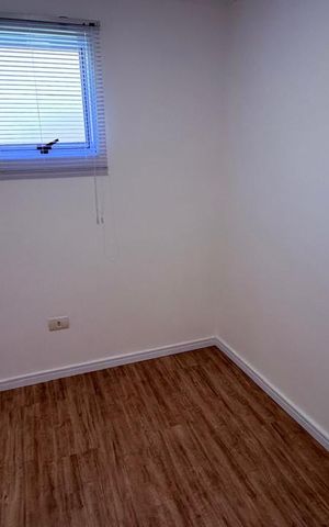 Casa à venda com 317m², 3 quartos e 4 vagas Casa à venda com 317m², 3 quartos e 4 vagasQuarto