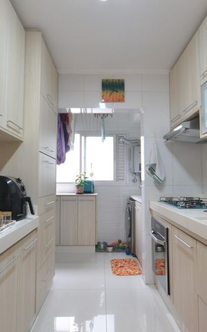 Apartamento à venda com 71m², 2 quartos e 2 vagasCozinha e Área de Serviço