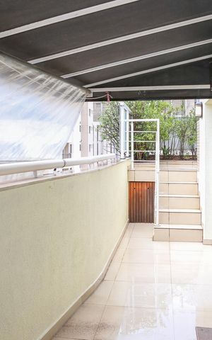 Apartamento à venda com 115m², 3 quartos e 3 vagas Apartamento à venda com 115m², 3 quartos e 3 vagasVaranda Gourmet