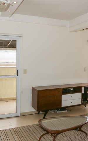 Apartamento à venda com 115m², 3 quartos e 3 vagas Apartamento à venda com 115m², 3 quartos e 3 vagasSala