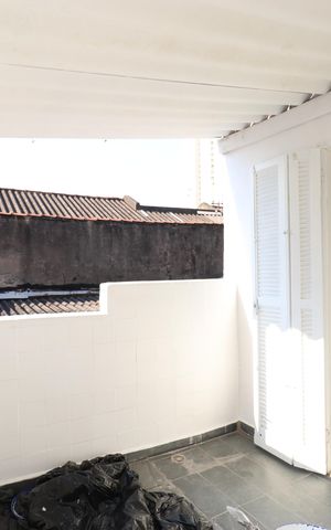 Casa à venda com 60m², 2 quartos e sem vagaVaranda e Área de serviço 