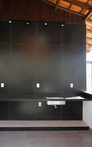 Casa para alugar com 525m², 5 quartos e 10 vagas Casa para alugar com 525m², 5 quartos e 10 vagasÁrea de Serviço
