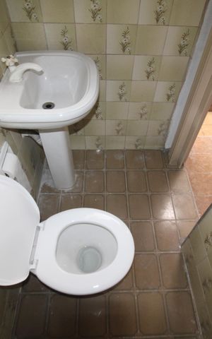 Casa para alugar com 70m², 1 quarto e sem vagaBanheiro