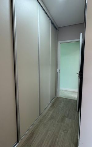Apartamento à venda com 96m², 3 quartos e 2 vagas Apartamento à venda com 96m², 3 quartos e 2 vagasCloset Suíte 2