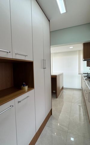 Apartamento à venda com 96m², 3 quartos e 2 vagas Apartamento à venda com 96m², 3 quartos e 2 vagasCozinha