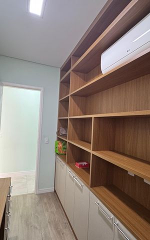 Apartamento à venda com 96m², 3 quartos e 2 vagas Apartamento à venda com 96m², 3 quartos e 2 vagasEscritório