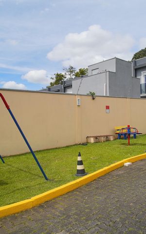 Casa de condomínio à venda com 112m², 3 quartos e 1 vagaÁrea comum - Playground