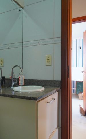 Casa de condomínio à venda com 112m², 3 quartos e 1 vagaBanheiro