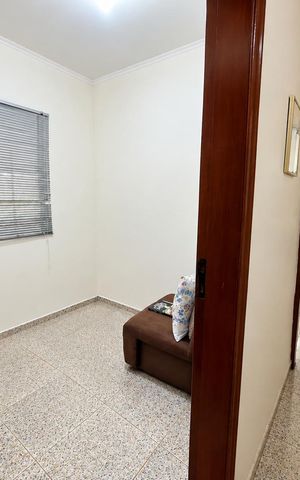 Casa à venda com 373m², 3 quartos e 4 vagas Casa à venda com 373m², 3 quartos e 4 vagasQuarto
