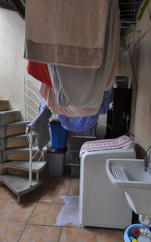 Casa à venda com 190m², 4 quartos e 1 vagaÁrea de Serviço 2