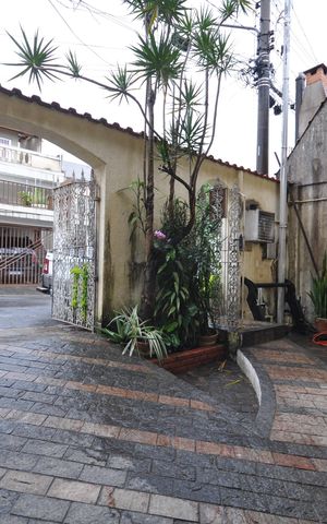 Casa à venda com 190m², 4 quartos e 1 vagaGaragem