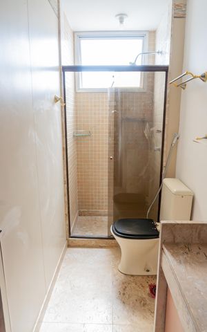 Apartamento para alugar com 174m², 4 quartos e 2 vagas Apartamento para alugar com 174m², 4 quartos e 2 vagasBanheiro