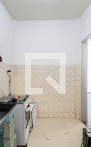 Apartamento para alugar com 45m², 2 quartos e 2 vagas Apartamento para alugar com 45m², 2 quartos e 2 vagasCozinha