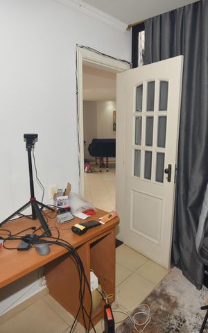 Casa à venda com 413m², 3 quartos e 4 vagas Casa à venda com 413m², 3 quartos e 4 vagasEscritório