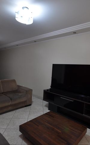 Casa para alugar com 140m², 5 quartos e 1 vagaSala