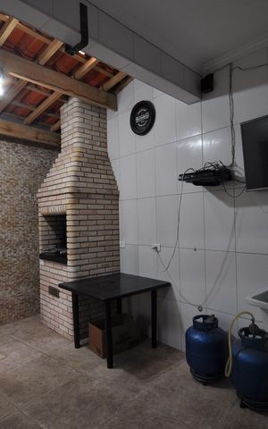 Casa para alugar com 140m², 5 quartos e 1 vagaÁrea de Serviço