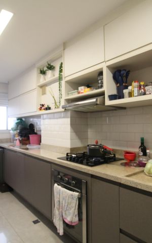 Apartamento para alugar com 92m², 2 quartos e 2 vagasCozinha