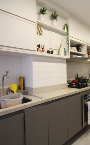 Apartamento para alugar com 92m², 2 quartos e 2 vagasCozinha