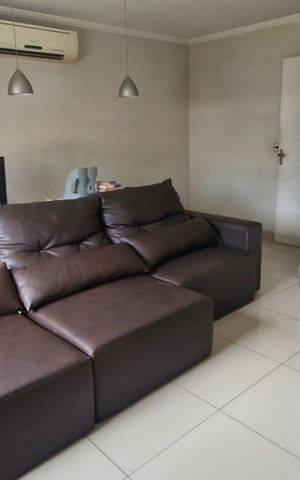 Casa de condomínio à venda com 223m², 4 quartos e 1 vaga Casa de condomínio à venda com 223m², 4 quartos e 1 vagaSala