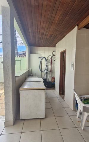 Casa de condomínio à venda com 223m², 4 quartos e 1 vaga Casa de condomínio à venda com 223m², 4 quartos e 1 vagaÁrea externa