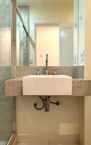 Apartamento para alugar com 92m², 2 quartos e 1 vaga