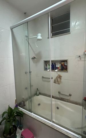 Casa à venda com 138m², 5 quartos e 1 vagaBanheiro 1