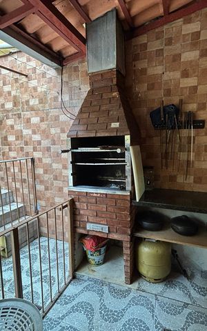 Casa à venda com 138m², 5 quartos e 1 vagaÁrea comum - Churrasqueira