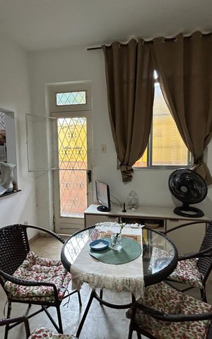 Casa à venda com 138m², 5 quartos e 1 vagaSala