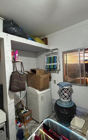 Casa à venda com 138m², 5 quartos e 1 vagaSala casa 2