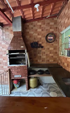 Casa à venda com 138m², 5 quartos e 1 vagaÁrea comum - Churrasqueira