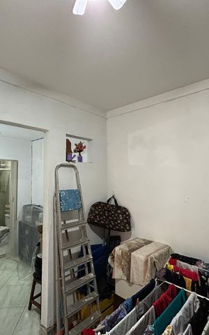 Casa à venda com 138m², 5 quartos e 1 vagaSala casa 2
