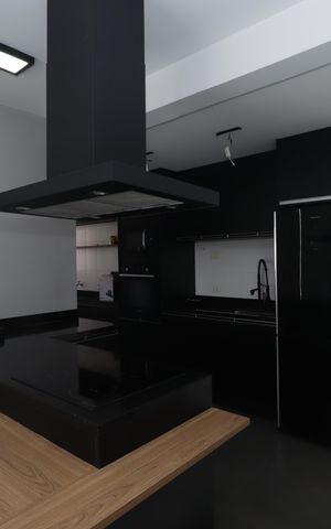 Apartamento para alugar com 81m², 2 quartos e 2 vagasCozinha