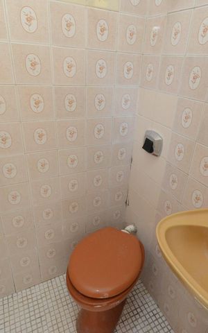 Casa para alugar com 100m², 2 quartos e sem vaga Casa para alugar com 100m², 2 quartos e sem vagaBanheiro Suíte Externa