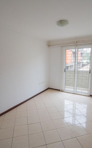 Casa de condomínio para alugar com 129m², 3 quartos e 2 vagas Casa de condomínio para alugar com 129m², 3 quartos e 2 vagasSuíte