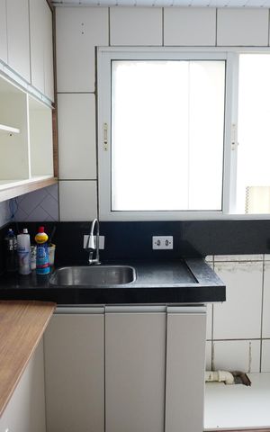 Apartamento à venda com 45m², 2 quartos e 1 vagaCozinha e Área de Serviço