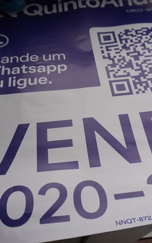 Apartamento à venda com 45m², 2 quartos e 1 vagaPlaquinha instalada na fachada  com vista para rua lateral NNQT - 872