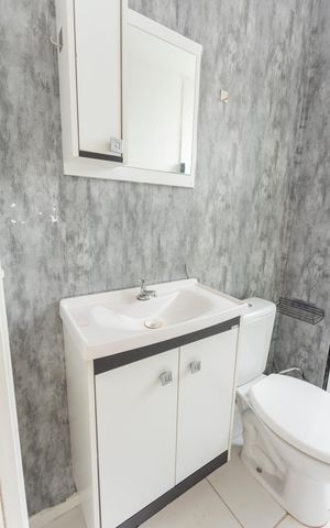 Apartamento para alugar com 42m², 2 quartos e sem vagaBanheiro