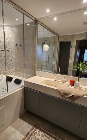 Apartamento à venda com 105m², 2 quartos e 2 vagas Apartamento à venda com 105m², 2 quartos e 2 vagasBanheiro 1