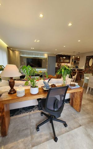 Apartamento à venda com 105m², 2 quartos e 2 vagas Apartamento à venda com 105m², 2 quartos e 2 vagasSala