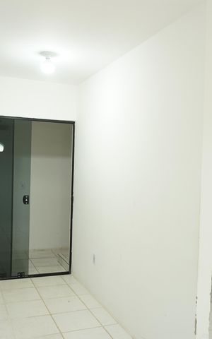 Casa para alugar com 90m², 2 quartos e 2 vagasSala
