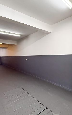 Casa para alugar com 2147483650m², 3 quartos e 6 vagas Casa para alugar com 2147483650m², 3 quartos e 6 vagasGaragem