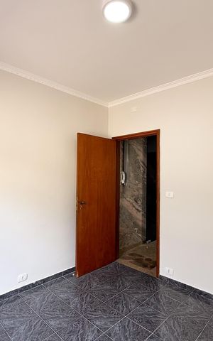 Casa para alugar com 2147483650m², 3 quartos e 6 vagas Casa para alugar com 2147483650m², 3 quartos e 6 vagasQuarto