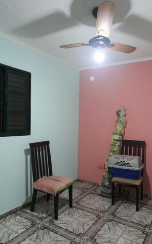 Casa para alugar com 110m², 3 quartos e 1 vagaQuarto 1
