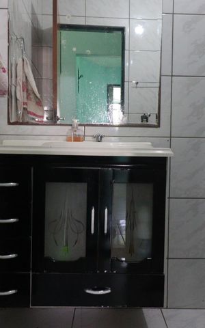 Casa para alugar com 110m², 3 quartos e 1 vagaBanheiro