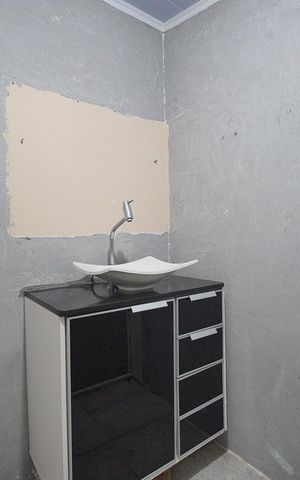 Casa para alugar com 60m², 4 quartos e 1 vagaBanheiro
