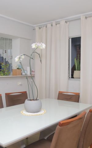 Casa à venda com 108m², 4 quartos e 3 vagas Casa à venda com 108m², 4 quartos e 3 vagasSala de Jantar