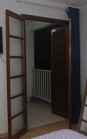 Casa à venda com 108m², 4 quartos e 3 vagas Casa à venda com 108m², 4 quartos e 3 vagasSacada do quarto 3